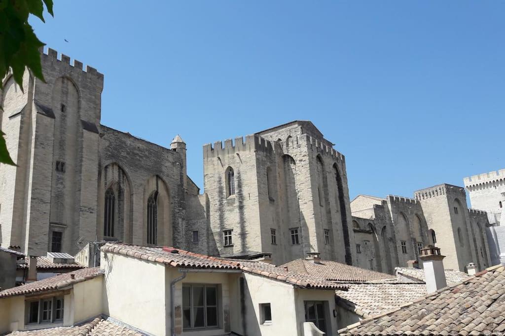 Apartamento RÉNOVÉ, vue SUR Palais des Papes, terrasse et WIFI TROISIEME ETAGE Aviñón Exterior foto