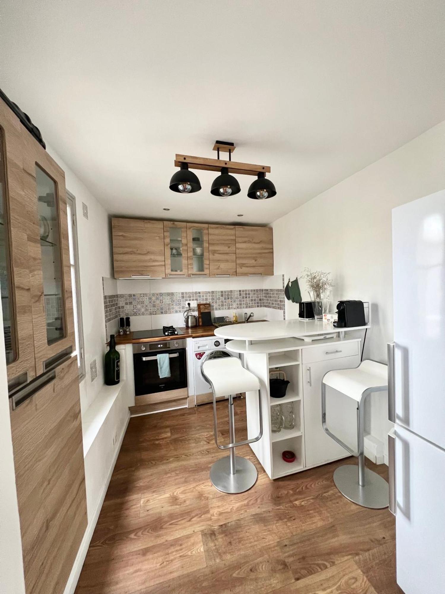 Apartamento RÉNOVÉ, vue SUR Palais des Papes, terrasse et WIFI TROISIEME ETAGE Aviñón Exterior foto